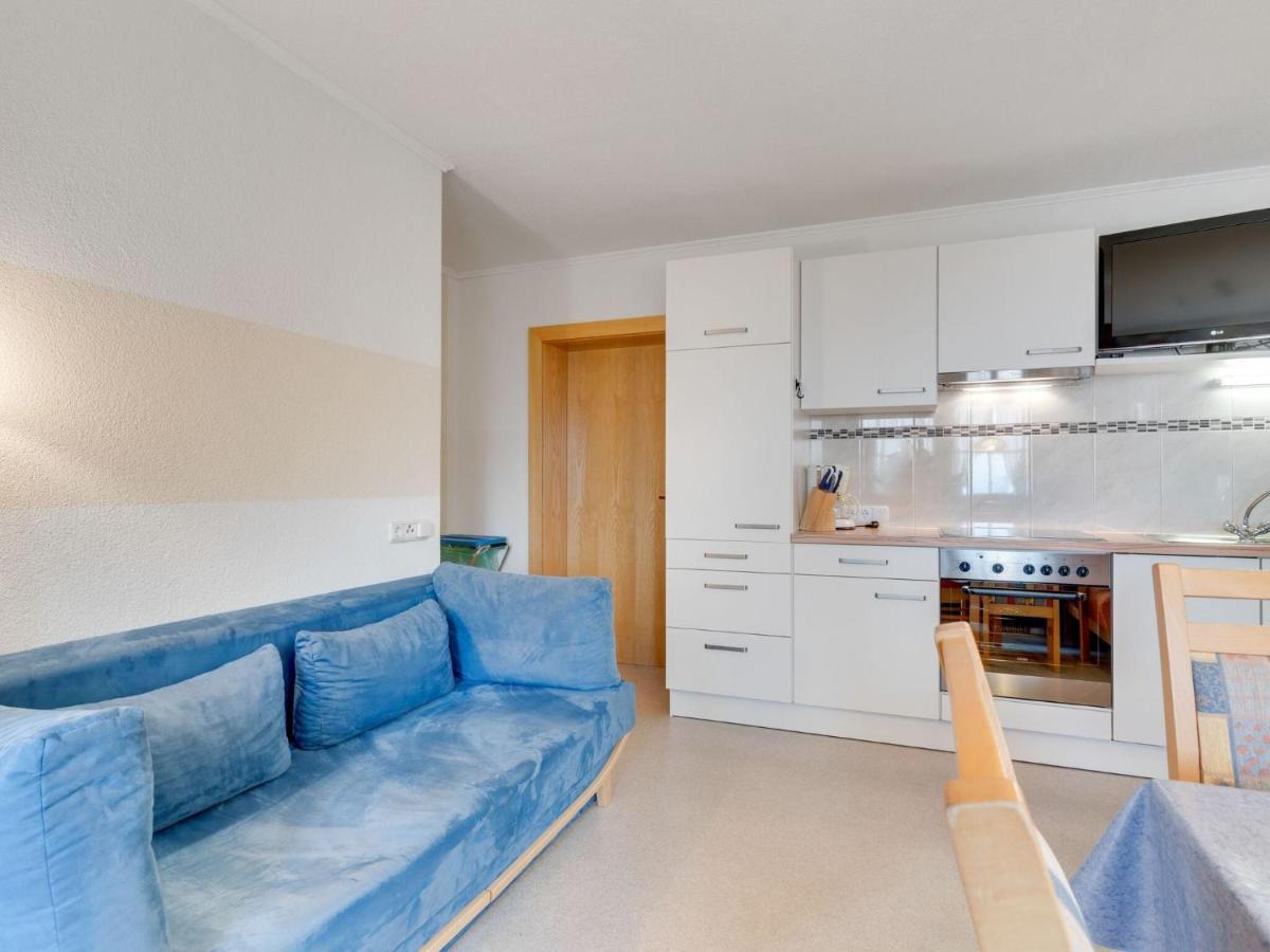 Quaint Apartment In Hainzenberg Near Horbergbahn Exteriör bild